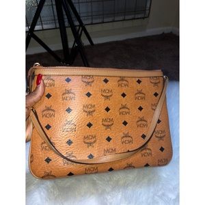 mcm pouch